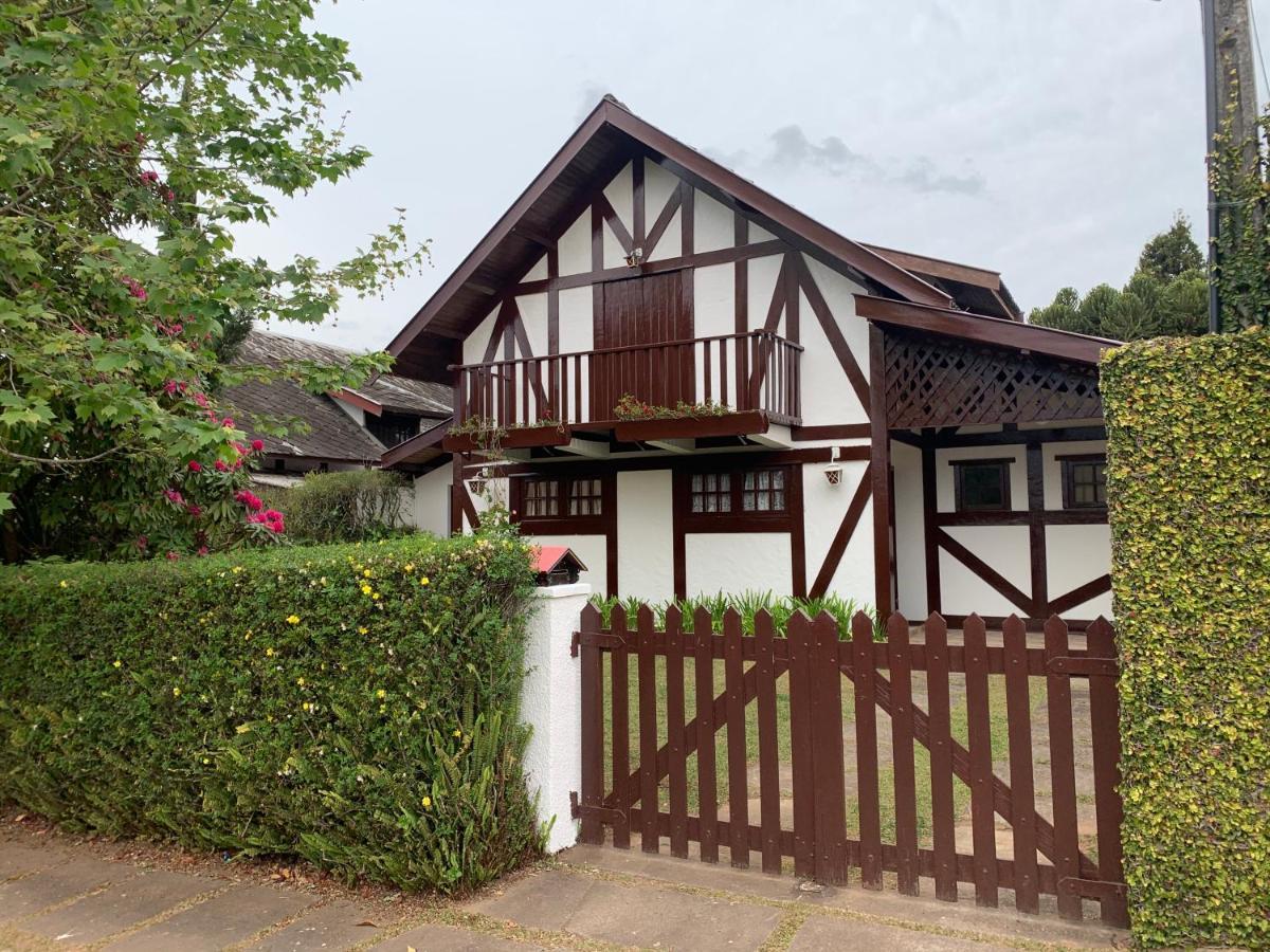 Linda Casa! Aconchegante E Com Otima Localizacao Villa Campos do Jordao Ngoại thất bức ảnh