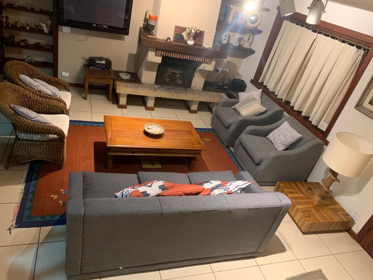 Linda Casa! Aconchegante E Com Otima Localizacao Villa Campos do Jordao Ngoại thất bức ảnh