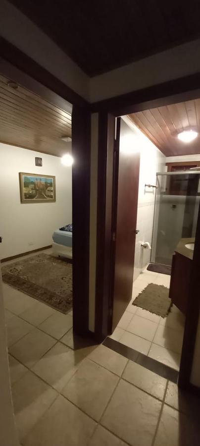 Linda Casa! Aconchegante E Com Otima Localizacao Villa Campos do Jordao Ngoại thất bức ảnh