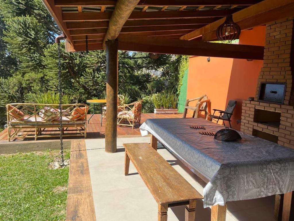 Linda Casa! Aconchegante E Com Otima Localizacao Villa Campos do Jordao Ngoại thất bức ảnh